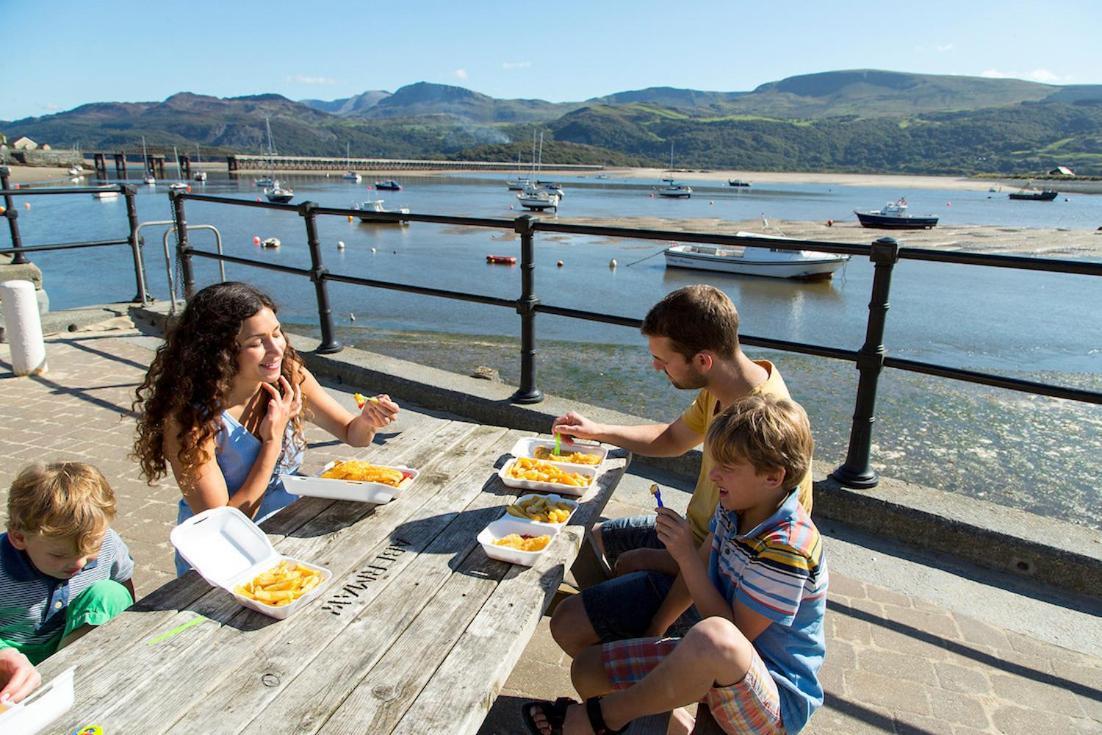 Barmouth Bay Holiday Park Llanddwywe Extérieur photo